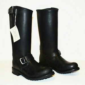 FRYE Engineer Shearling Tall

NWOB